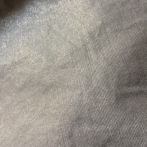 Gold shorts - Picture 5 of 5